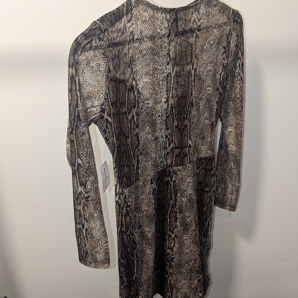 New Windsor Dress - Picture 7 of 7